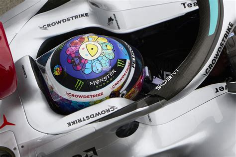 lewis hamilton helmet japan.